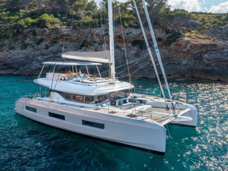 Lagoon 60 - Boatscribe.com