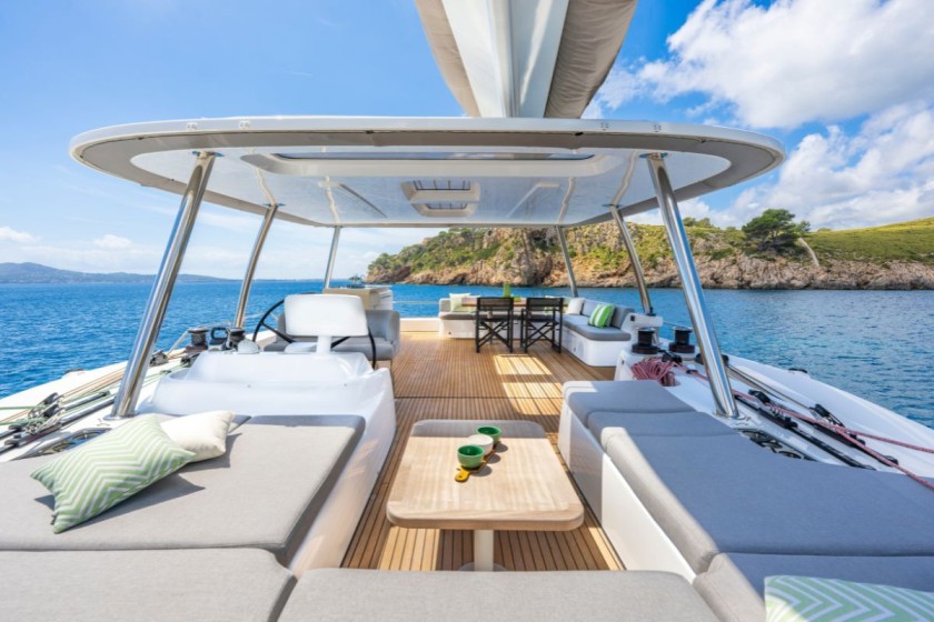 Lagoon 60 - Boatscribe.com