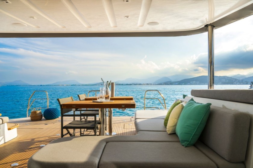 Lagoon 60 - Boatscribe.com