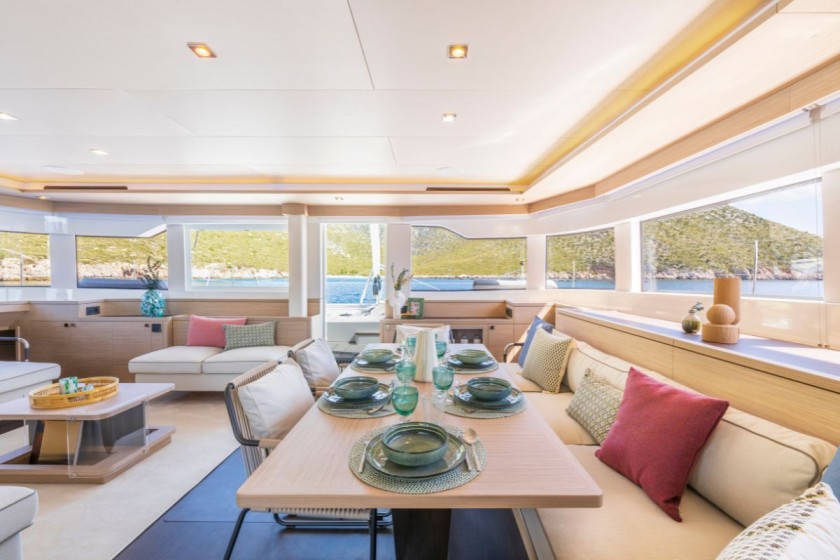 Lagoon 60 - Boatscribe.com