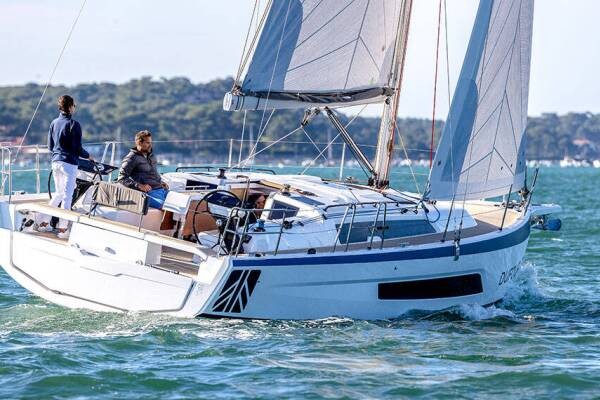 Dufour 37 - Boatscribe.com