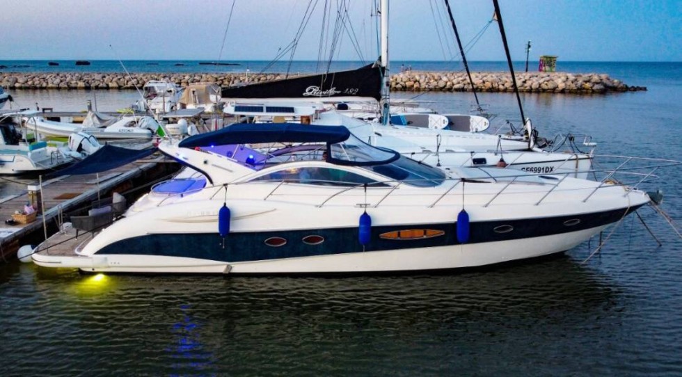 Atlantis 47 - Boatscribe.com