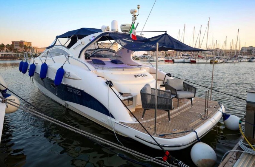 Atlantis 47 - Boatscribe.com