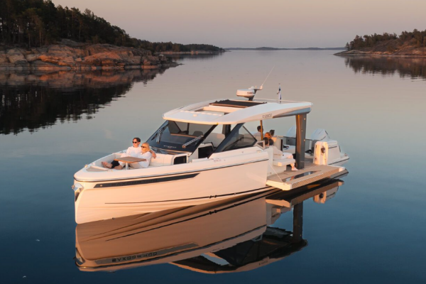 Saxdor 400 GTO - Boatscribe.com