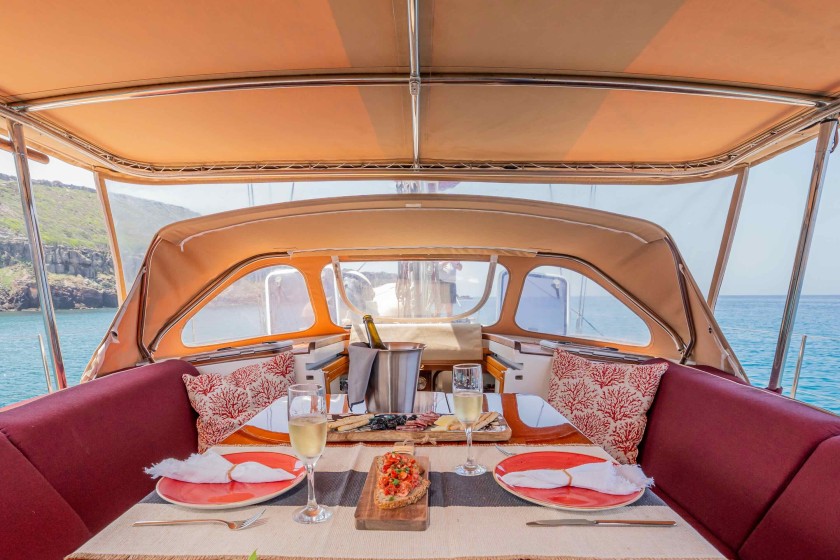 CNB 76 - Boatscribe.com