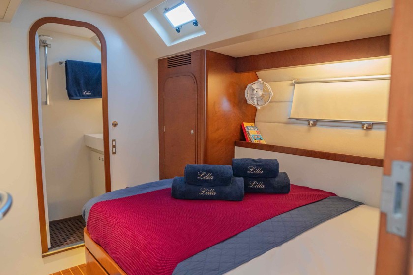 CNB 76 - Boatscribe.com
