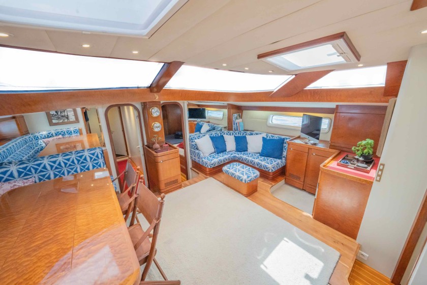 CNB 76 - Boatscribe.com
