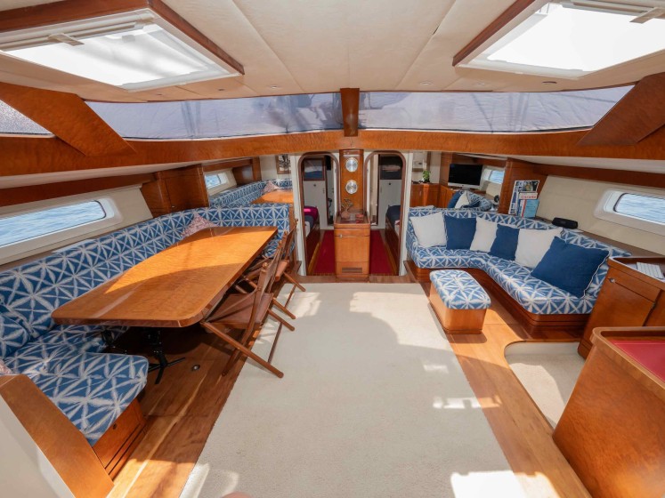 CNB 76 - Boatscribe.com