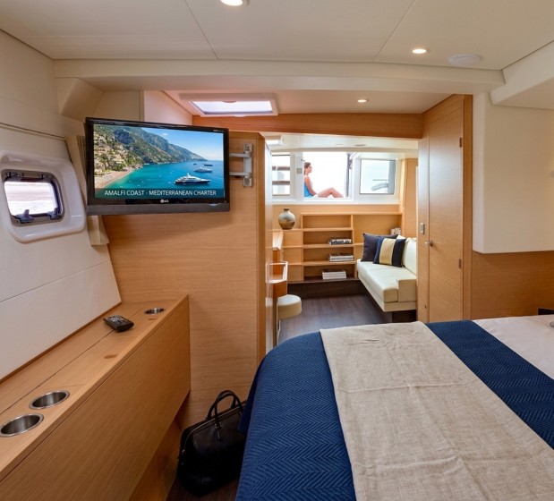 Lagoon 620 - Boatscribe.com