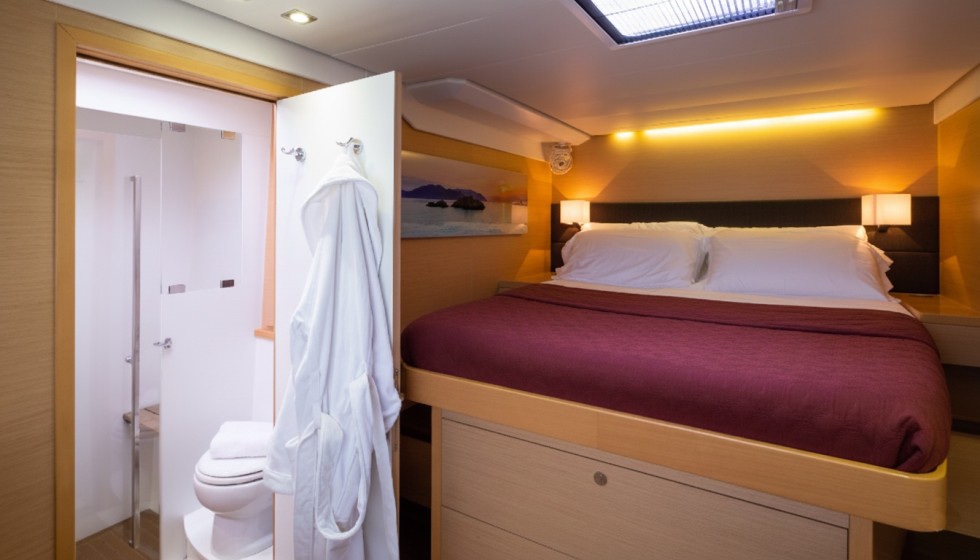 Lagoon 620 - Boatscribe.com