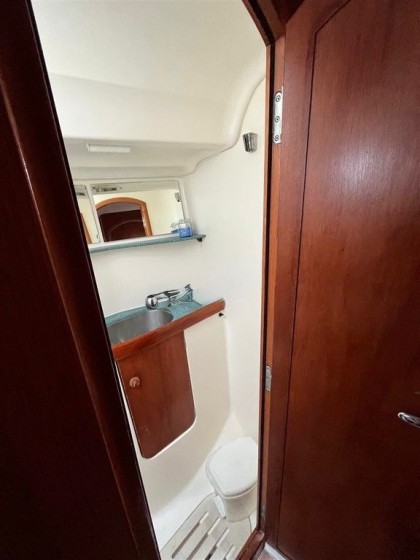 Sun Odyssey 43  - Boatscribe.com