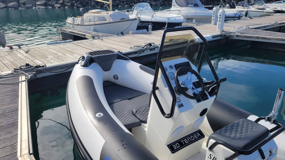 Motorboat - Boatscribe.com