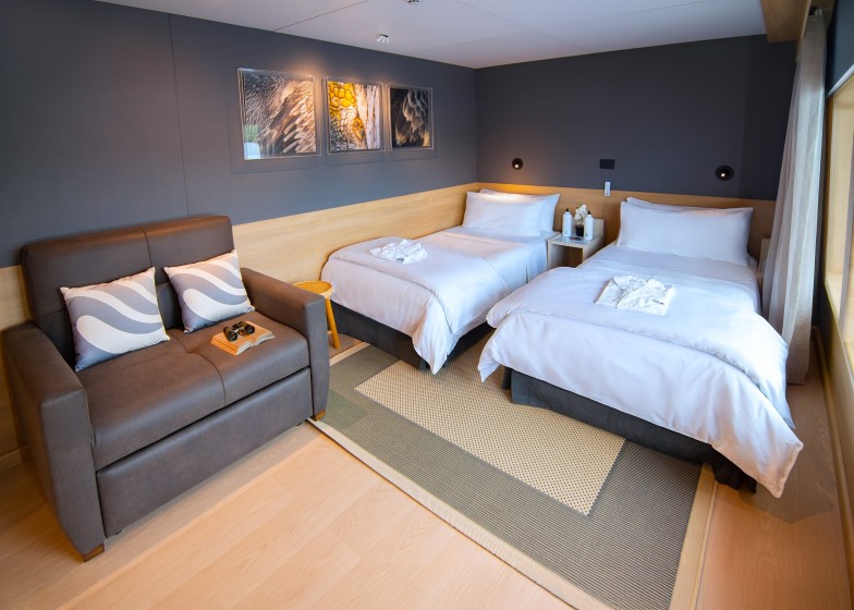Luxury Motor Yacht - Boatscribe.com