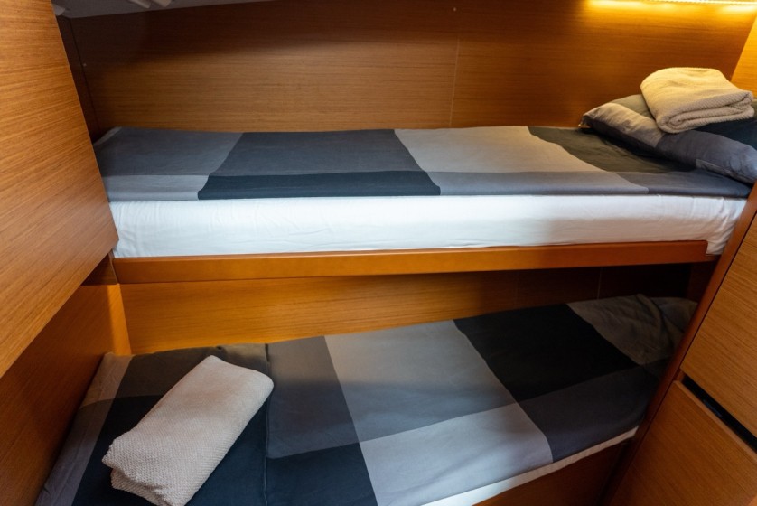 Sun Odyssey 490 - Boatscribe.com
