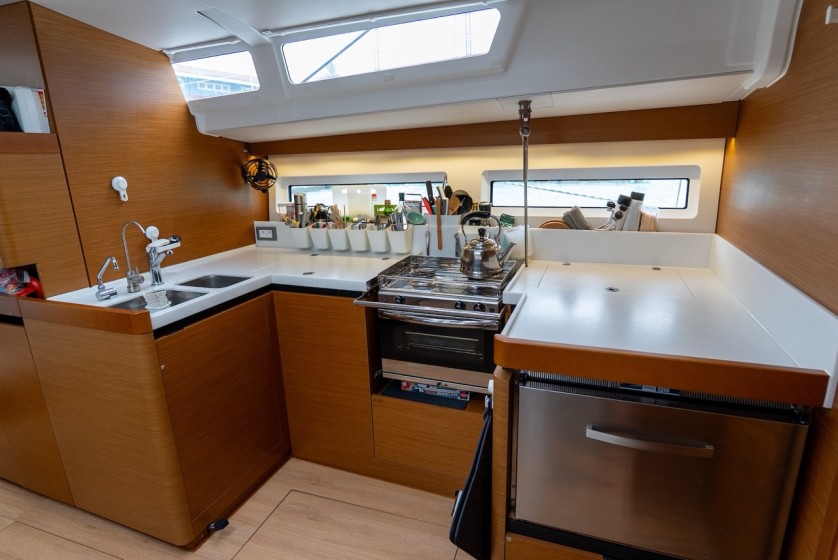 Sun Odyssey 490 - Boatscribe.com