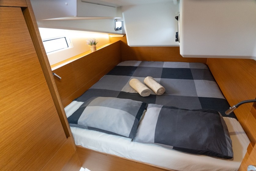 Sun Odyssey 490 - Boatscribe.com