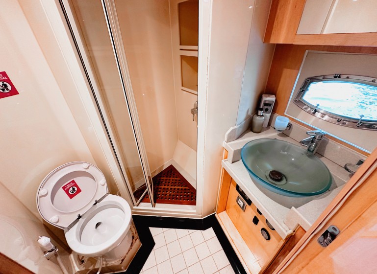 Luxury Motor Yacht - Boatscribe.com