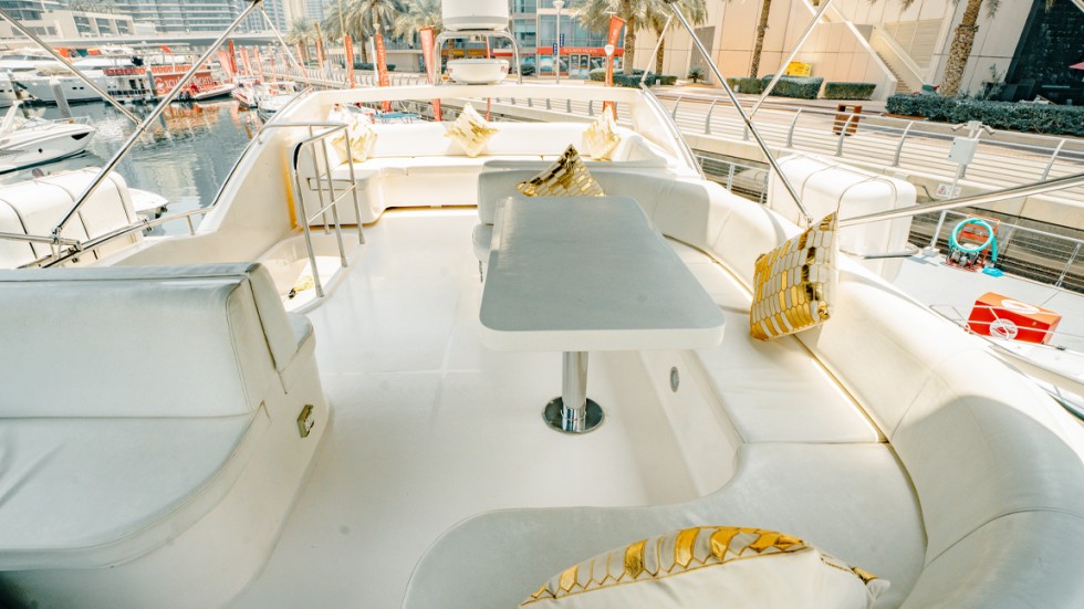 Luxury Motor Yacht - Boatscribe.com