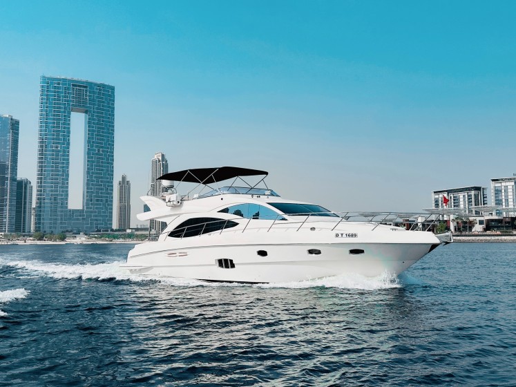Luxury Motor Yacht - Boatscribe.com