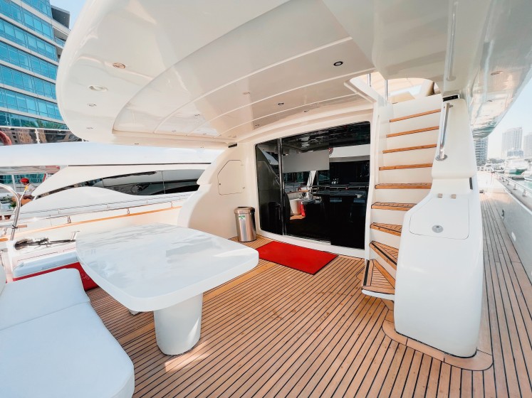 Luxury Motor Yacht - Boatscribe.com