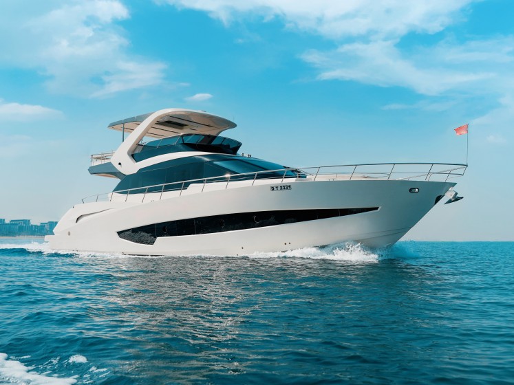 Luxury Motor Yacht - Boatscribe.com