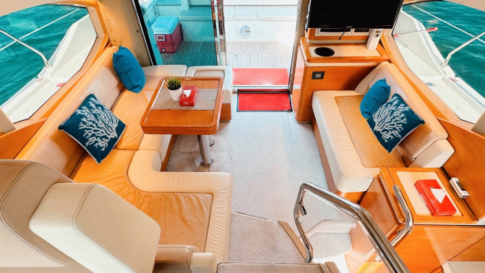 Azimut 50 - Boatscribe.com