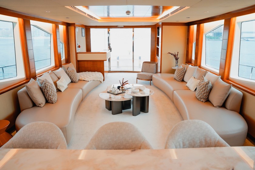 Luxury Motor Yacht - Boatscribe.com