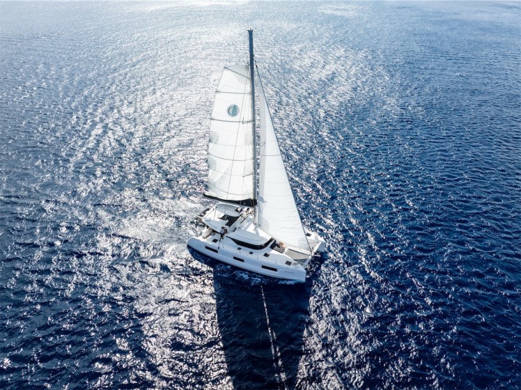Lagoon 46 - Boatscribe.com