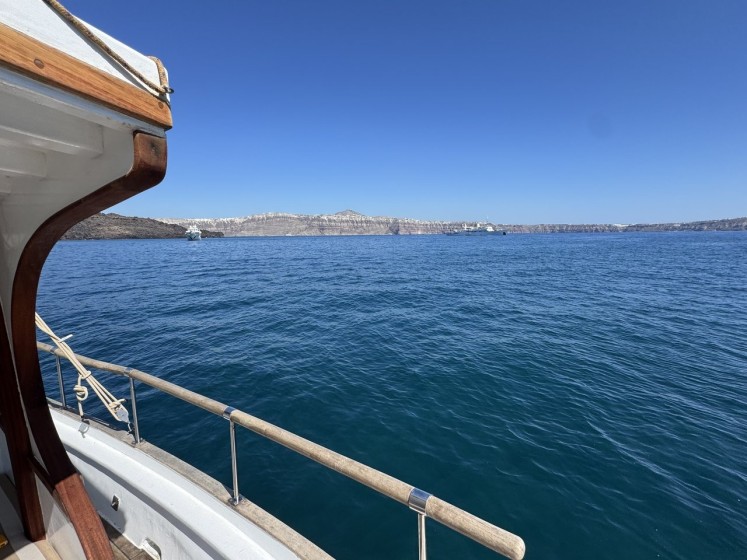 Motor sailer - Boatscribe.com