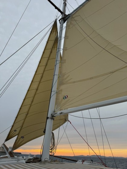 Motor sailer - Boatscribe.com