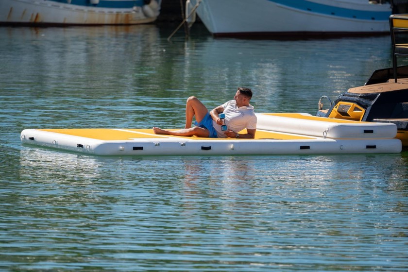 Motorboat - Boatscribe.com