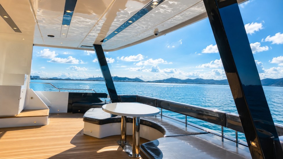 Nauticks N62 - Boatscribe.com