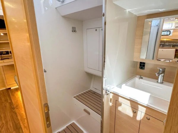 Delta 47 - Boatscribe.com