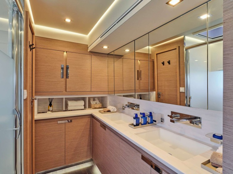 Power 67 - Boatscribe.com