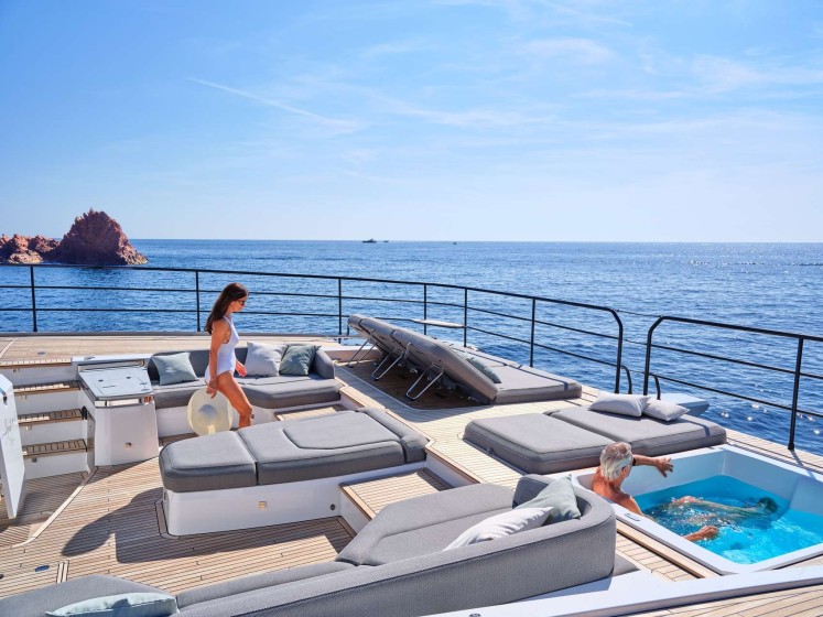 Power 80 - Boatscribe.com