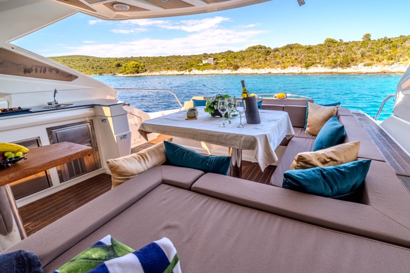 Cranchi 56 - Boatscribe.com