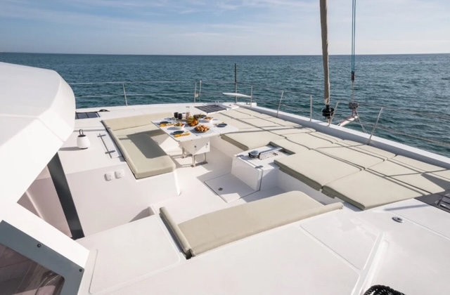 Bali 5.4 - Boatscribe.com