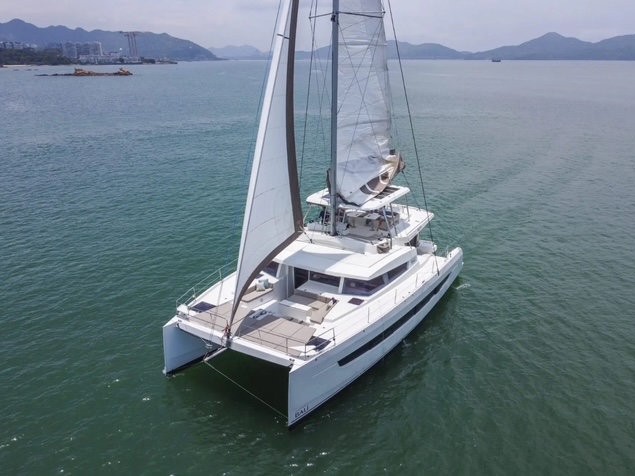 Bali 5.4 - Boatscribe.com