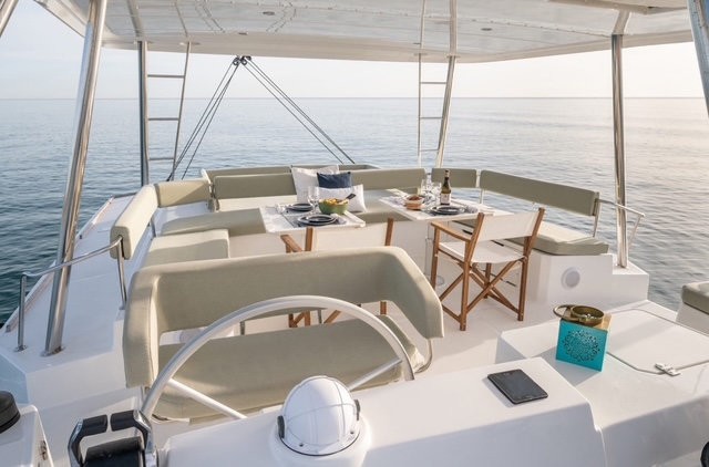 Bali 5.4 - Boatscribe.com