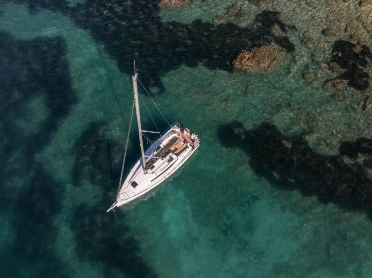 Sun Odyssey 350 - Boatscribe.com