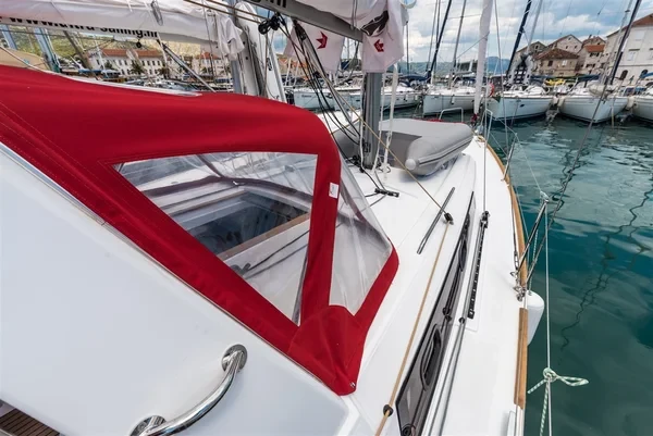 Oceanis 35.1 - Boatscribe.com