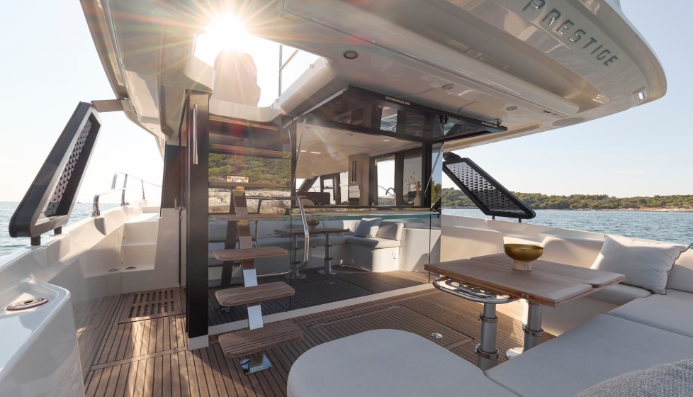Prestige F4.3 - Boatscribe.com