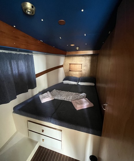 Houseboat - Boatscribe.com