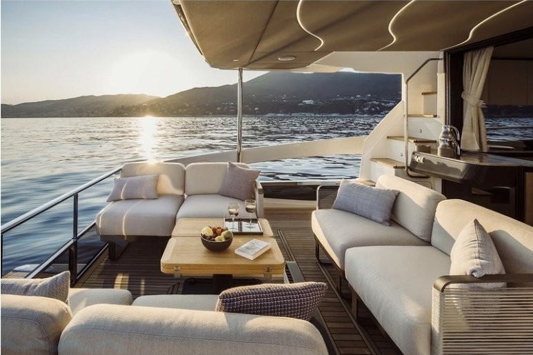 Absolute 58 - Boatscribe.com