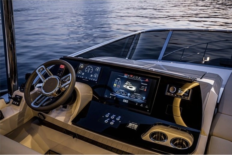 Absolute 58 - Boatscribe.com