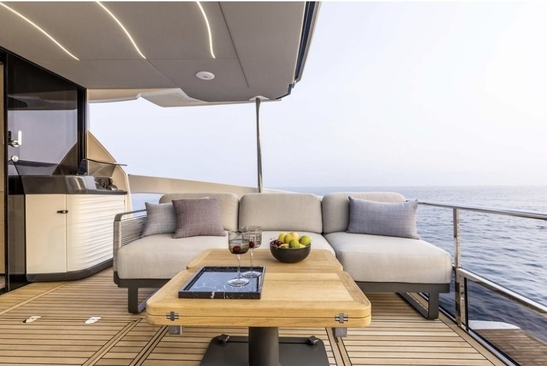 Absolute 58 - Boatscribe.com
