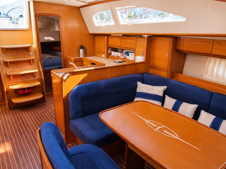 Bavaria Vision 50 - Boatscribe.com