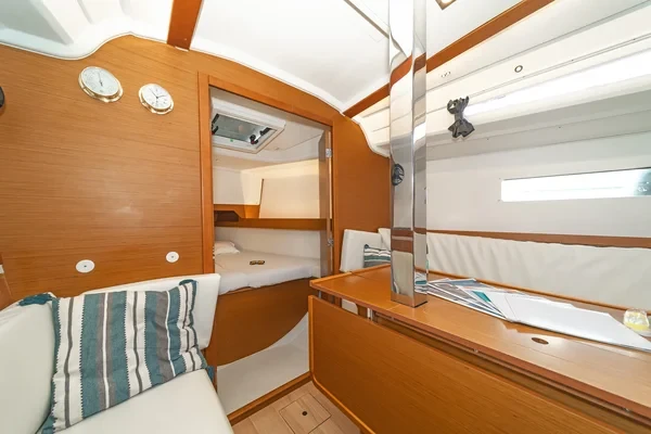 Sun Odyssey 349 - Boatscribe.com
