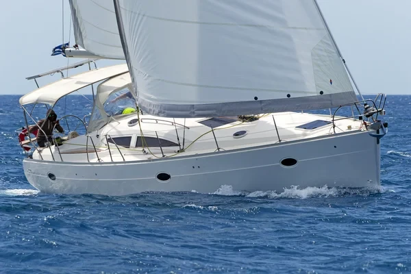 Sun Odyssey 349 - Boatscribe.com