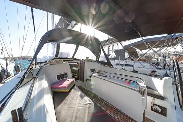 Sun Odyssey 349 - Boatscribe.com